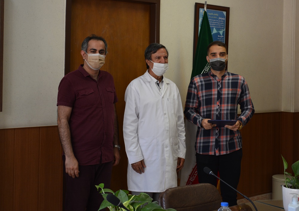 تقدیر از دانشجویان ممتاز دانشکده صنایع 